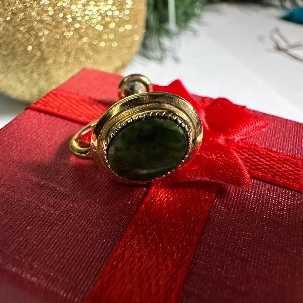 Gold Green Stud earrings